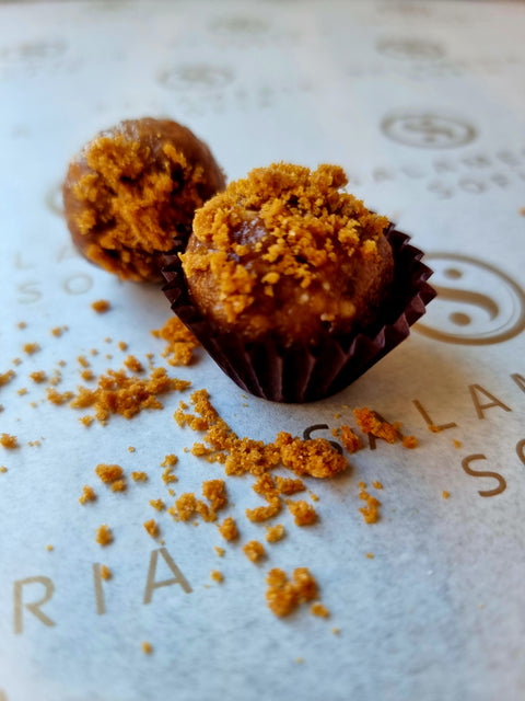 Бонбони Солен карамел/ Salted caramel с бискоф поръска