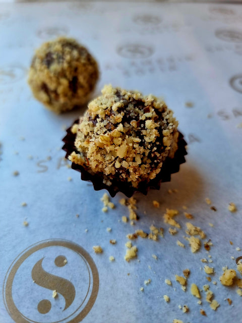 Бонбони Ретро с поръска от орехи